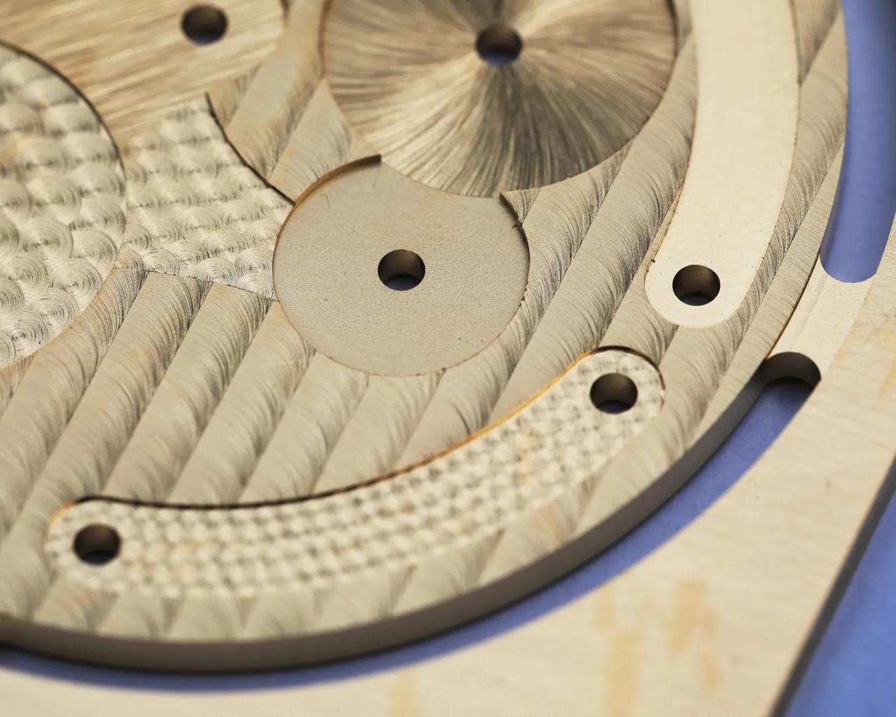 charmilles-watchmaking-detail-texturing