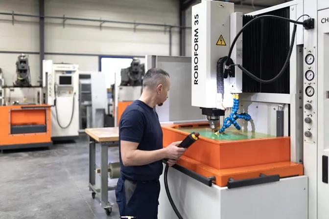 united-machining-we-refurbish