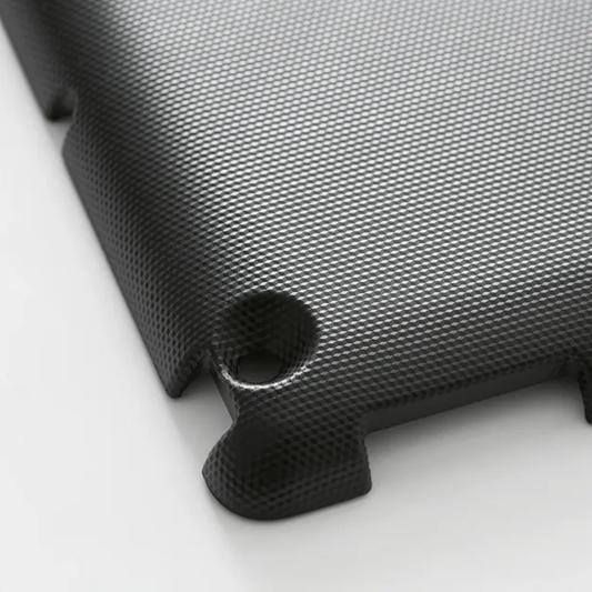 charmilles-smartphone-etched-texturing