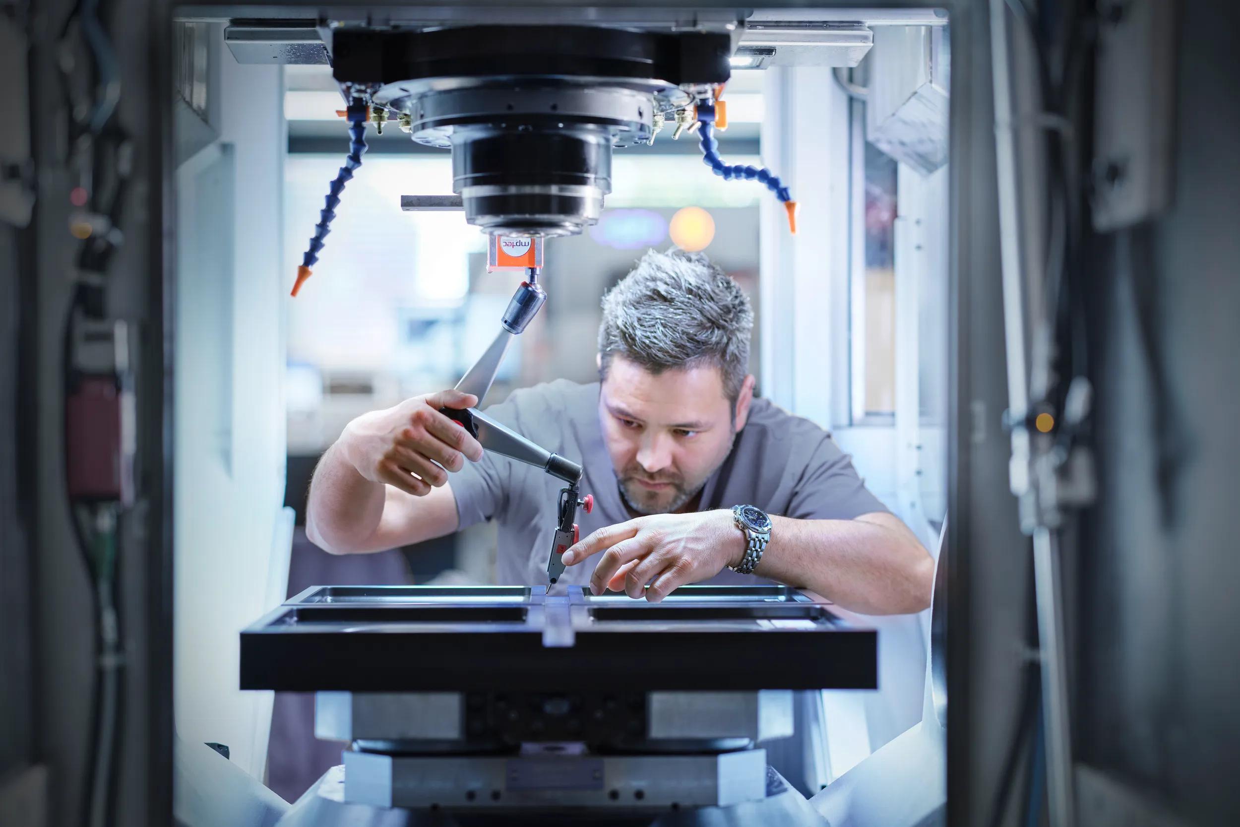 united-machining-advanced-services-1