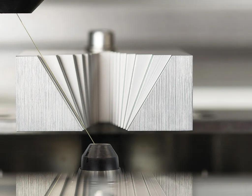 agie-charmilles-cut-s-machines-3