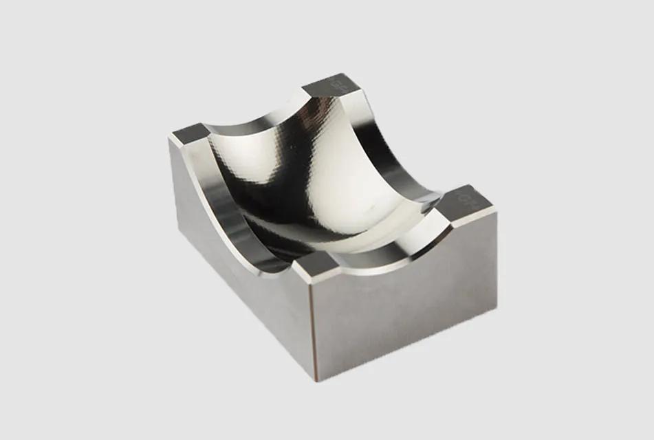 automotive-reflector-mold-application