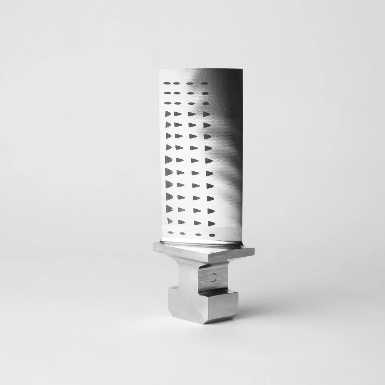 charmilles-aerospace-micromachining-6V5A3892