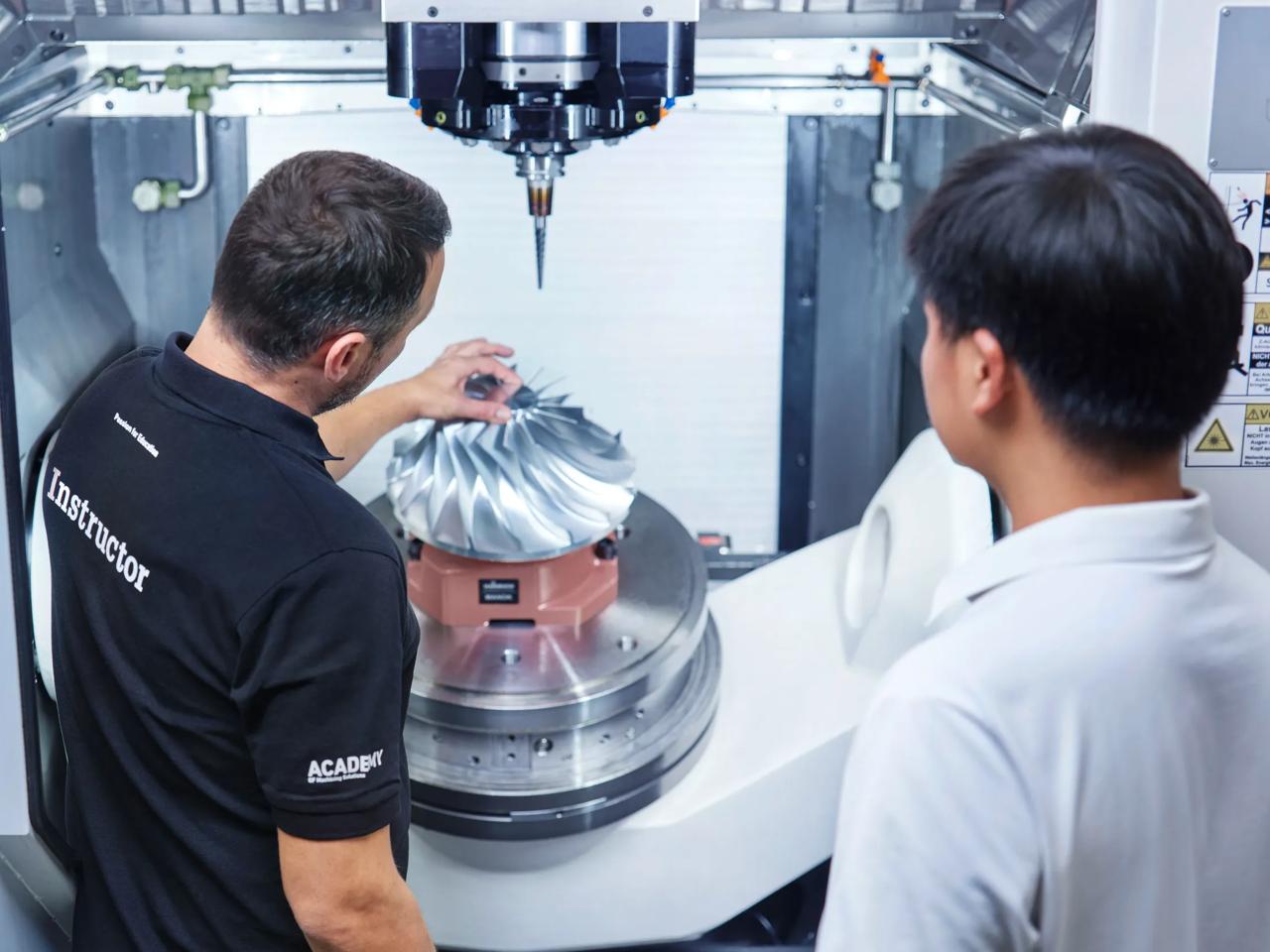 united-machining-training-academy-experts