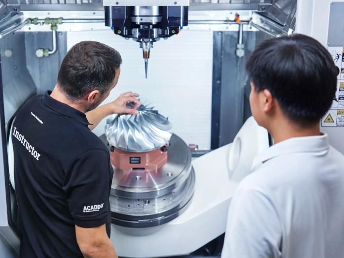 united-machining-training-academy-experts